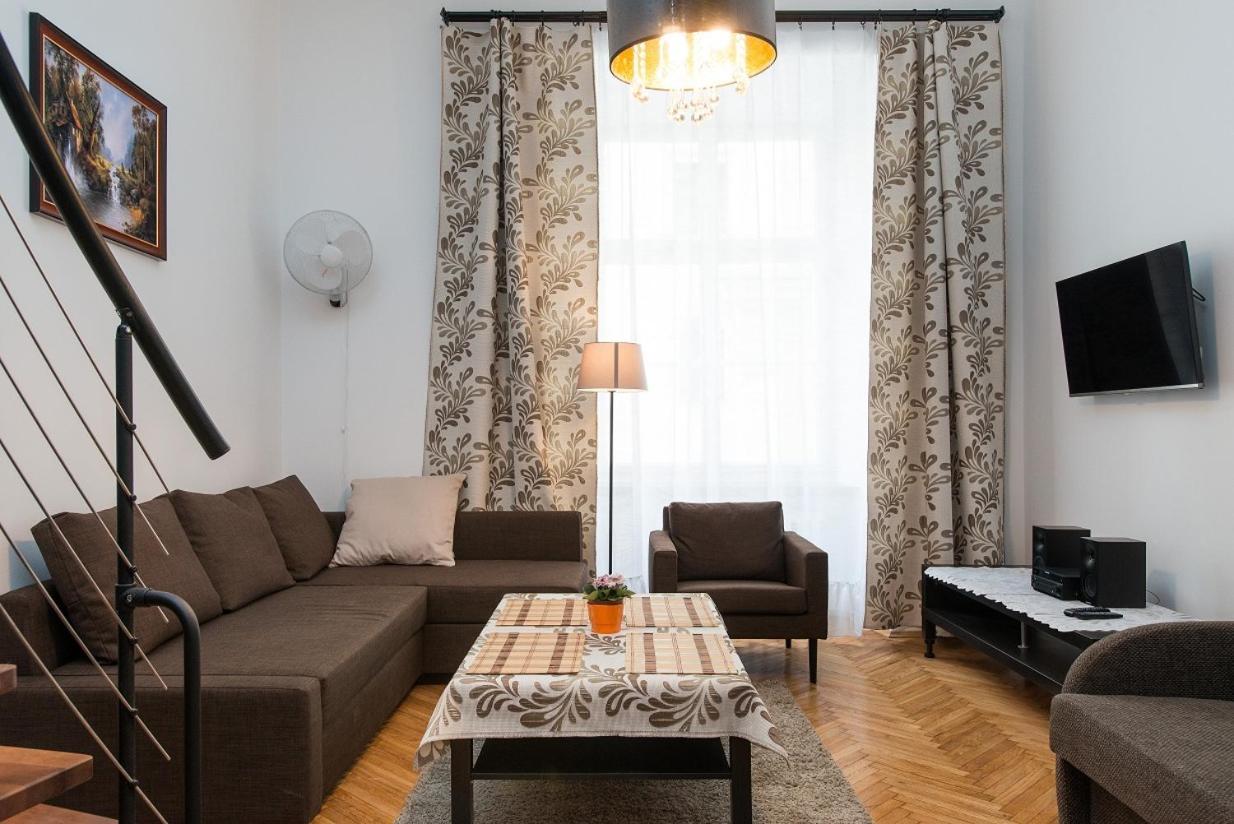 At Krakow Apartments Δωμάτιο φωτογραφία